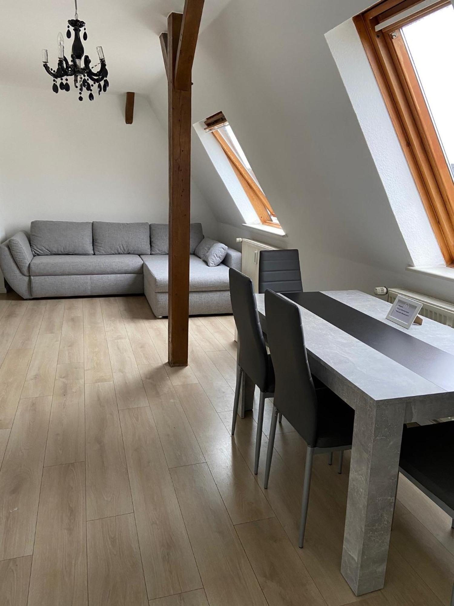 Komfortabele Mitten Im Zentrum Bremerhavens Apartment